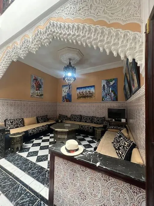 Riad & 4 Bedrooms With Pool Views Marrakesh