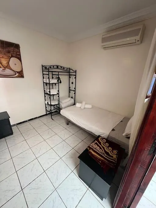 Apartment Riad & 4 Bedrooms With Pool Views Marrakesh