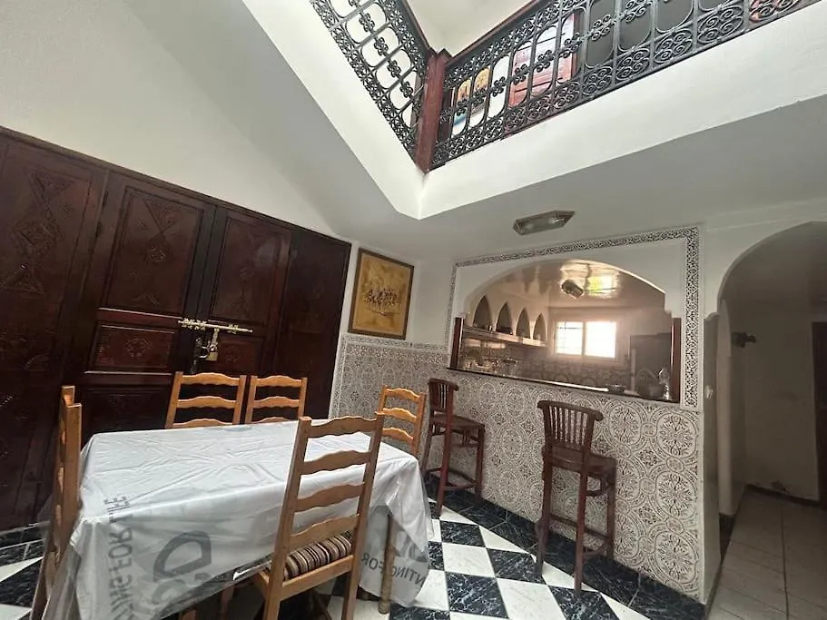 Riad & 4 Bedrooms With Pool Views Marrakesh