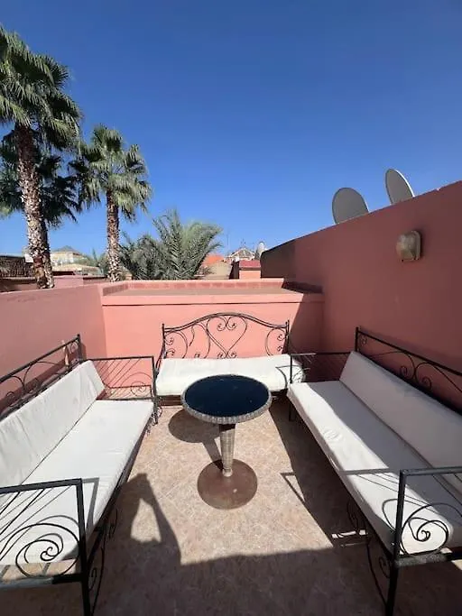 Riad & 4 Bedrooms With Pool Views Marrakesh 0*,  Marocco