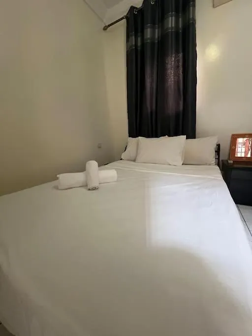 Riad & 4 Bedrooms With Pool Views Marrakesh 0*,  Marocco